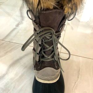 Sorel Joan of Arctic winter boot size 9.5